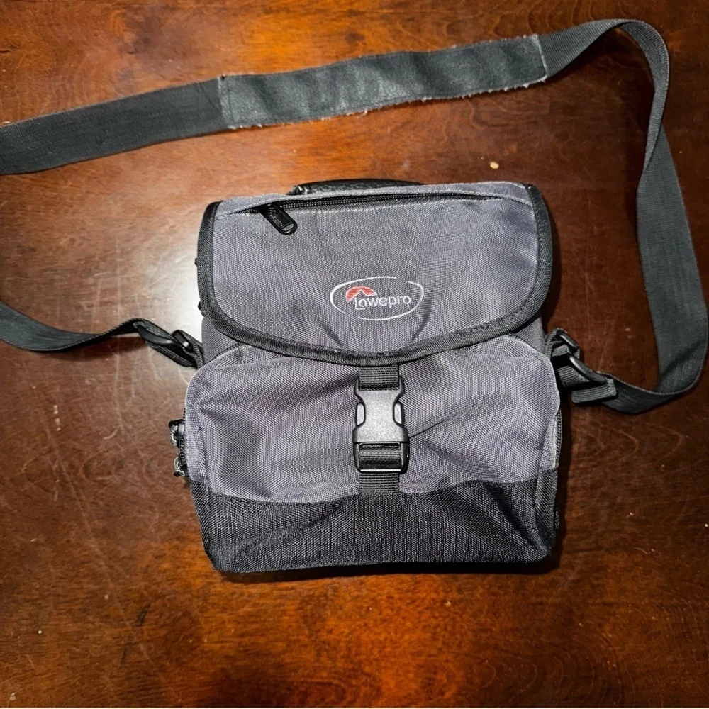 Vintage Camera Bag Lowepro Nova Mini Camera Bag DSLR Video Camera Padded Bag